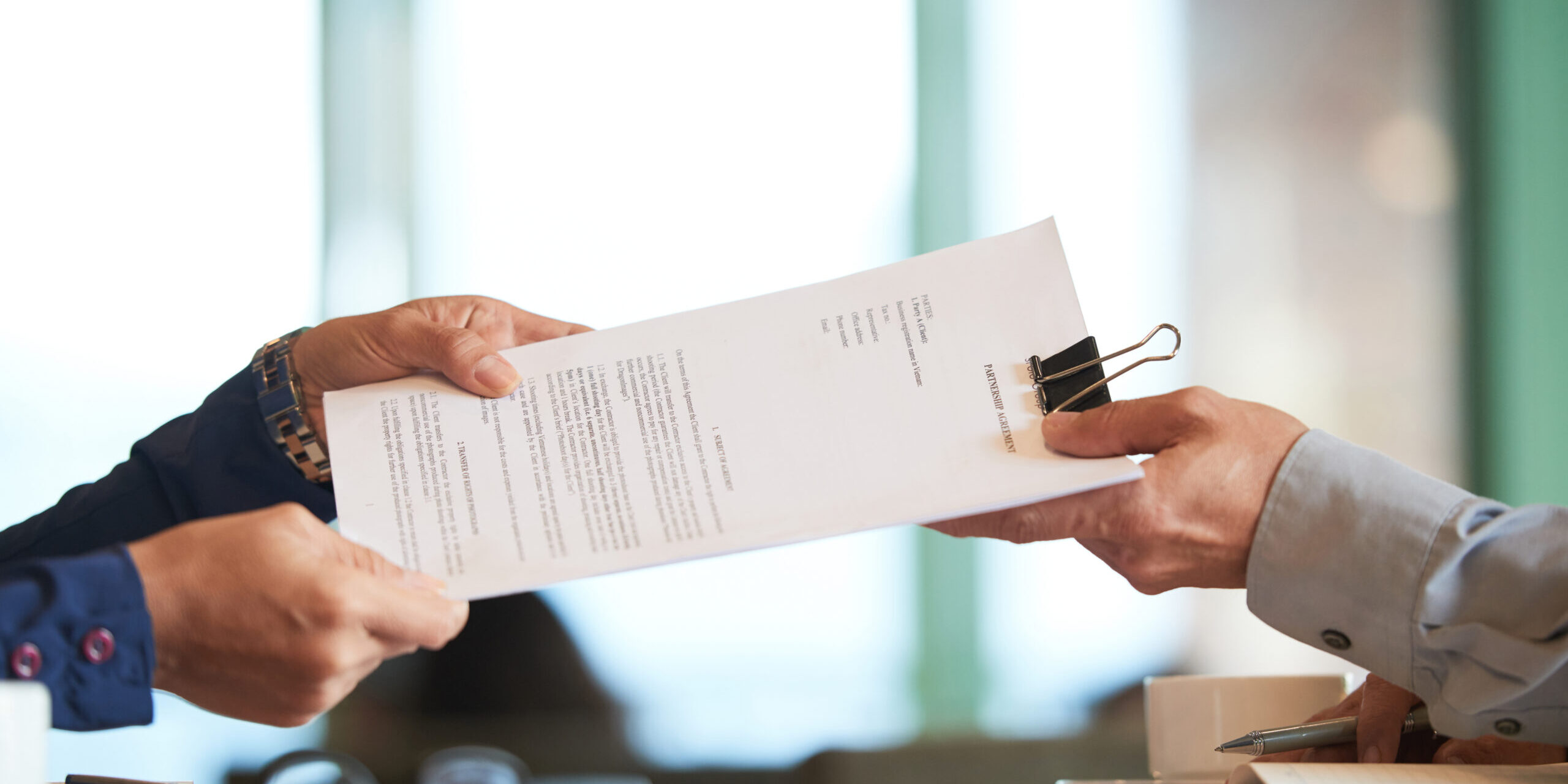 Partnership Como elaborar contratos empresariais sólidos e garantir proteção jurídica?
